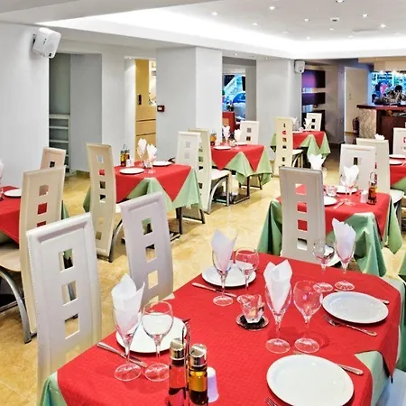 Ambassador Ξενοδοχείο